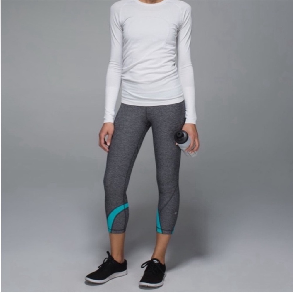 Lululemon Inspire Crop *All Luxtreme